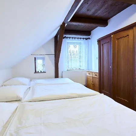 Holiday Home Zlatá Olešnice 122 by Interhome Casa vacanze *